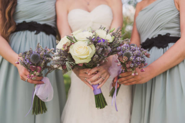 3 bouquets